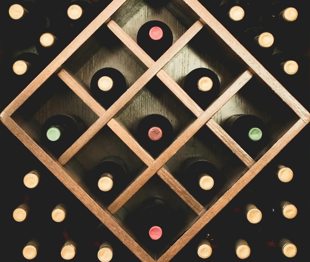 Winexpert wine kits available at Benvin Wine Making Center in Lasalle, Montreal – homemade wine, wine fermentation, bottling, personal winery, wine crafting, wine kits, wine supplies